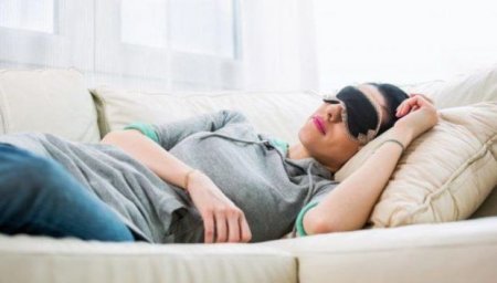 Kardioloq: “Çox yatmaq insulta səbəb ola bilər”