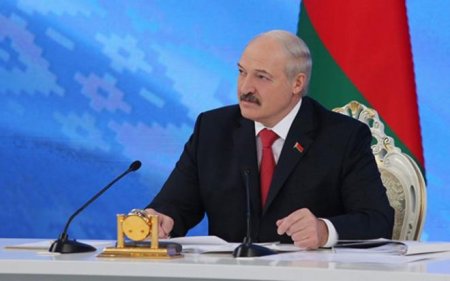 Lukaşenko: Rusiya, Belarus, Qazaxıstan və Ukrayna birləşir