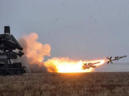 Kiyev qanadlı raketlərlə vurulur