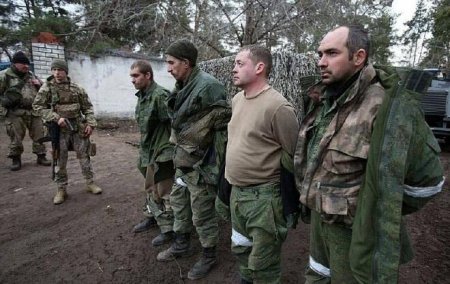 Ukrayna hərbçiləri 2 min rus əsgərini əsir götürdü