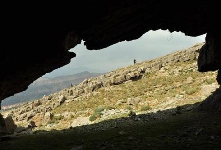 Laçındakı “Ağzıbir” mağarasında erməni vandallığı - Video